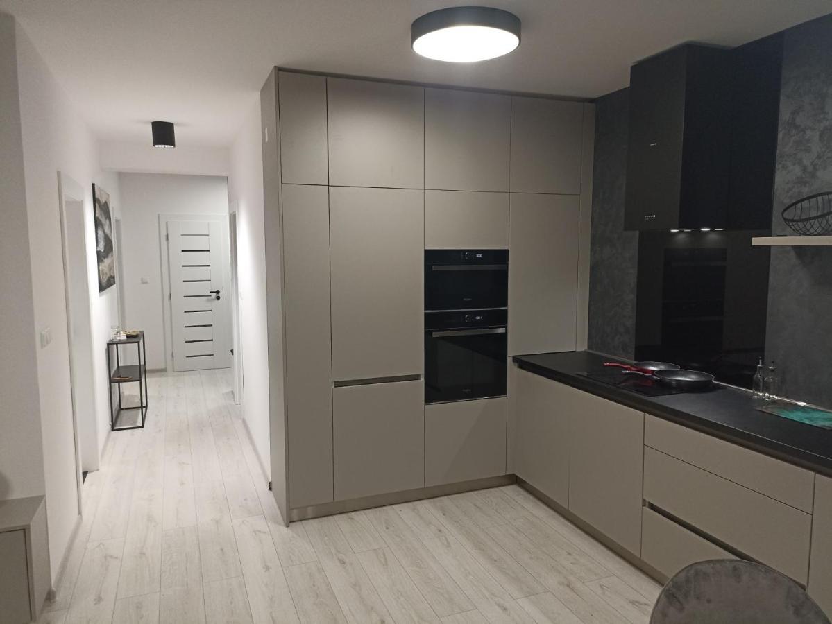 Mbv28 Apartments Poprad Extérieur photo