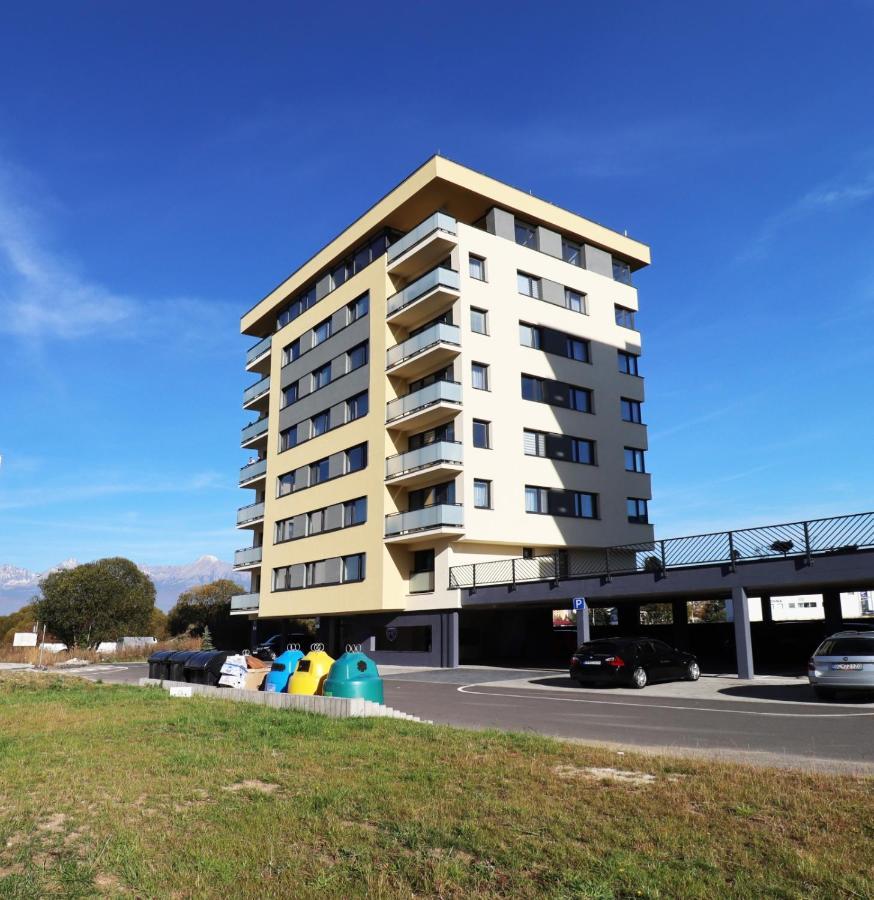 Mbv28 Apartments Poprad Extérieur photo